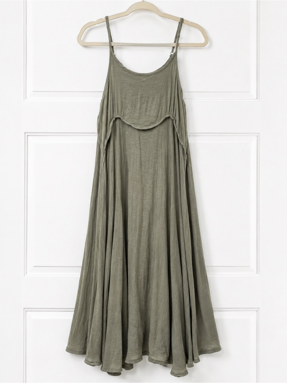 Wishlist Olive Green Flowy Spaghetti Strap Maxi Dress